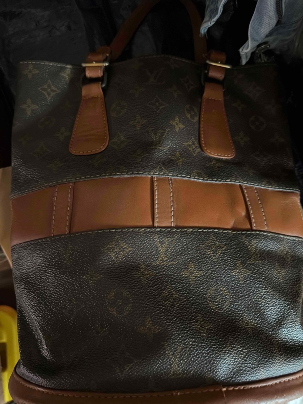 Louis Vuitton Brown Monogram Canvas Bucket Bag with Tan Trim - Picture 2 of 9